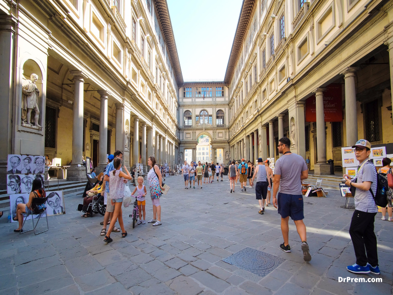 THE UFFIZI GALLERY Florence, Italy