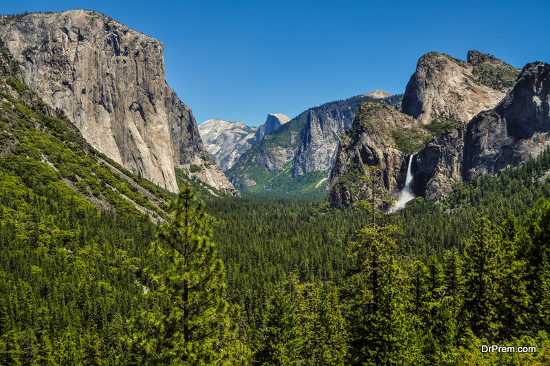 Yosemite-Falls