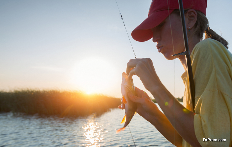 pretty woman Fishing 