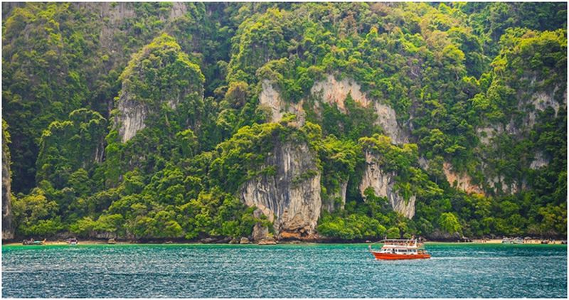 Thailand’s Tropical Paradise